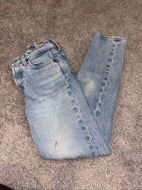 Levi's 23 Light Blue Wedgie Jeans